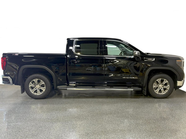 2025 GMC Sierra 1500 SLE Crew in Cars & Trucks in Brandon - Image 2