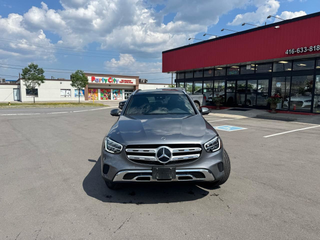 2021 Mercedes-Benz GLC-Class 300 4MATIC LEATHER PAN/ROOF NAVI B/ in Cars & Trucks in City of Toronto - Image 2