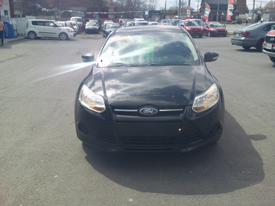 2014 Ford Focus with Only 149000 KM !