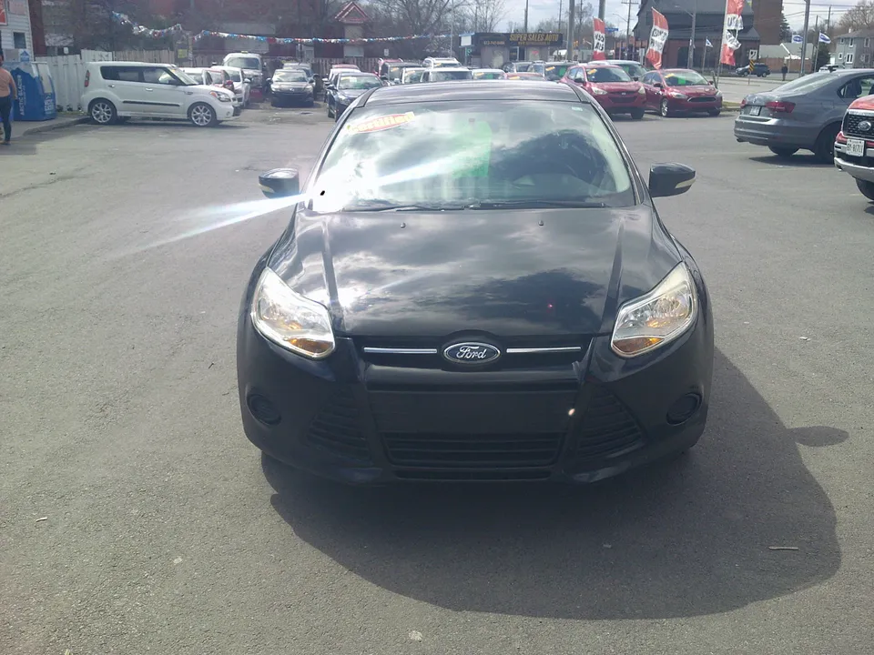 2014 Ford Focus with Only 149000 KM !