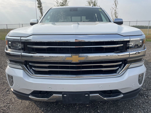 2018 Chevrolet Silverado 1500 High Country in Cars & Trucks in Calgary - Image 2