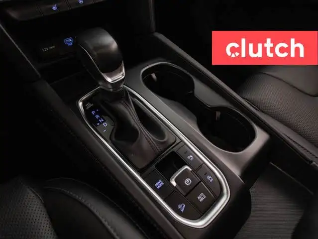 2020 Hyundai Santa Fe Preferred AWD w/ Sun & Leather Pkg w/ Appl dans Autos et camions dans Ottawa - Image 36