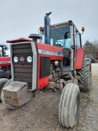 Massey Ferguson 2675 Tractor with Cab
