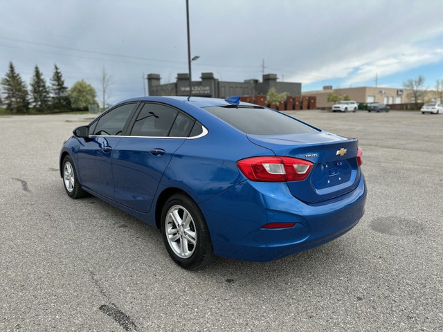 2017 Chevrolet Cruze 4dr Sdn 1.4L LT w/1SD in Cars & Trucks in Calgary - Image 3