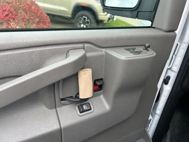 2024 GMC Savana 2500 Work Van in Cars & Trucks in Oakville / Halton Region - Image 16