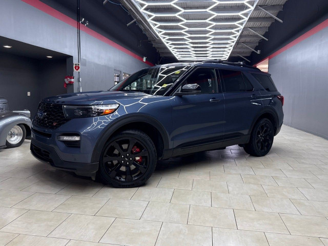 2021 Ford Explorer in Cars & Trucks in Edmonton