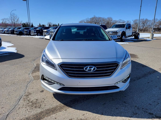 2016 HYUNDAI SONATA SE in Cars & Trucks in Saskatoon - Image 3