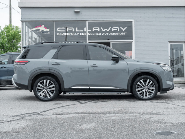 2022 Nissan Pathfinder Platinum 4WD in Cars & Trucks in Markham / York Region - Image 3