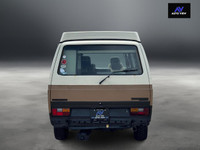 LOOKING FOR ADVENTURE? 1983 Volkswagen Vanagon Campmobile!! **NEW MOTOR AND TRANSMISSION INSTALLED**... (image 5)