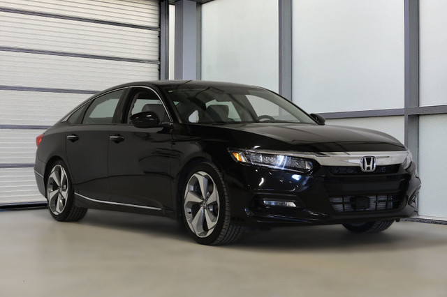 2018 Honda Accord Sedan Touring / Carplay / Aff.Tête haute / Toi in Cars & Trucks in Longueuil / South Shore