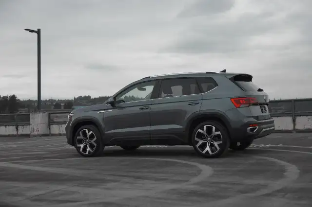 2023 Volkswagen Taos in Cars & Trucks in Delta/Surrey/Langley - Image 22