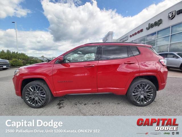 2022 Jeep Compass (RED) Edition in Cars & Trucks in Ottawa