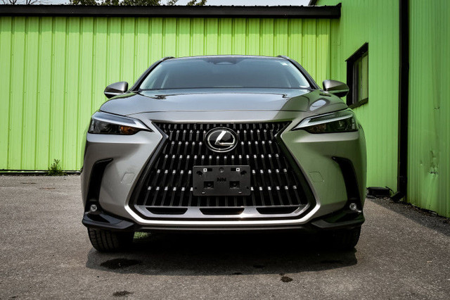 2023 Lexus NX 250 • HEATED SEATS • ADAPTIVE CRUISE CONTROL • CP/ in Cars & Trucks in Ottawa - Image 4