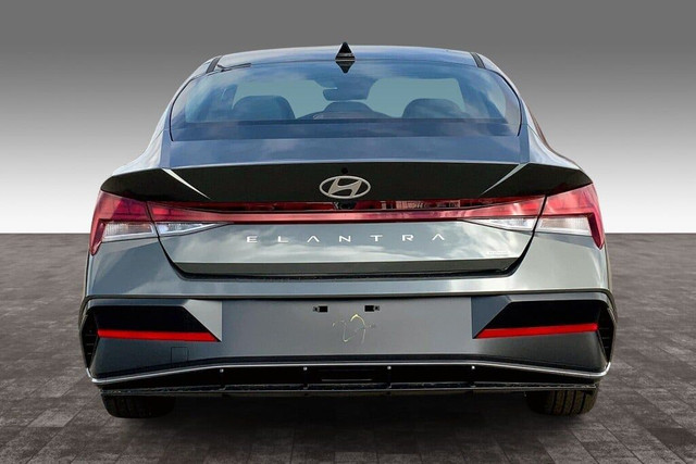 2025 Hyundai ELANTRA HYBRID HYBRID LUXURY in Cars & Trucks in Edmonton - Image 4
