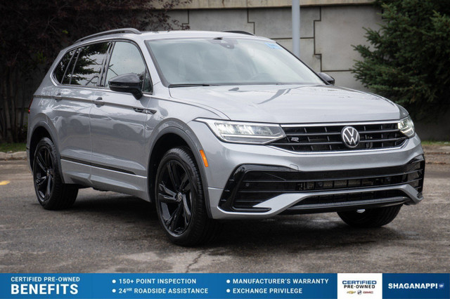 2024 Volkswagen Tiguan Comfortline R-Line BlackCLEAN CARFAX in Cars & Trucks in Calgary