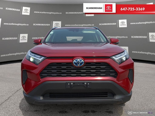 2023 Toyota RAV4 Hybrid XLE AWD | Sunroof | Alloys dans Autos et camions  à Ville de Toronto - Image 2