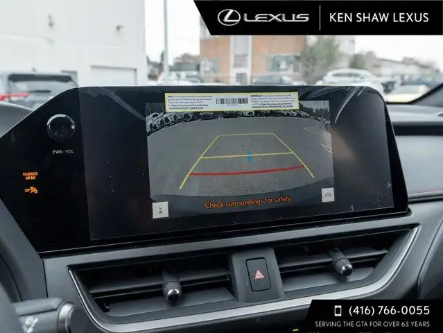 2025 Lexus UX dans Autos et camions dans Ville de Toronto - Image 14