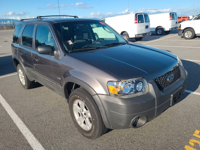  2005 Ford Escape 4dr XLT Auto FWD CLOTH LOADED ONLY 86K! in Cars & Trucks in Saskatoon - Image 3