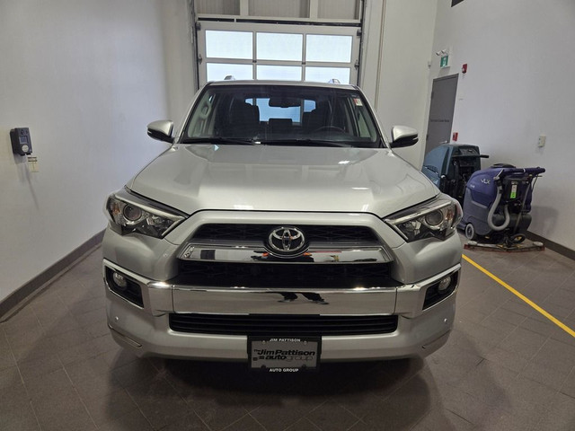  2019 Toyota 4Runner 4WD in Cars & Trucks in Winnipeg - Image 3