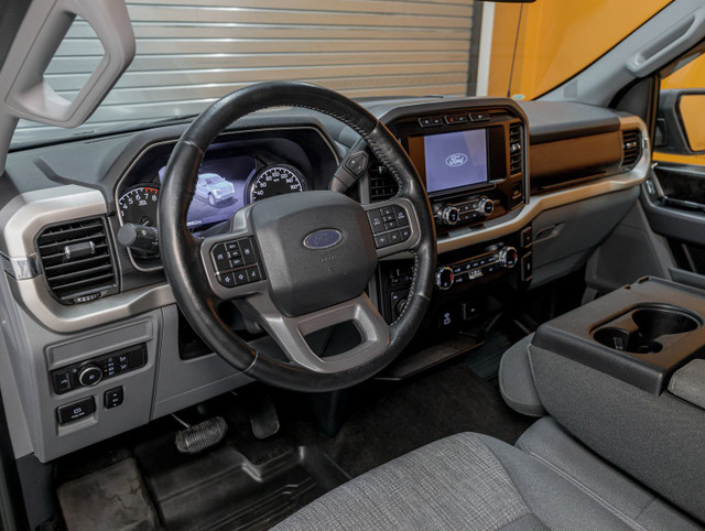 2021 Ford F-150 XLT XTR CREW V8 4X4 *NAV* 301A *GR REMORQ* CARPL in Cars & Trucks in Laurentides - Image 2