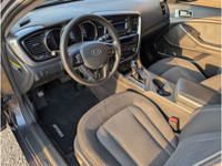 ** WINTER TIRES INCLUDED ** SOLD WITH SAFETY INCLUDED *** 4 CYL ** LOW KM ** BLUETOOTH ** HEATED SEA... (image 9)