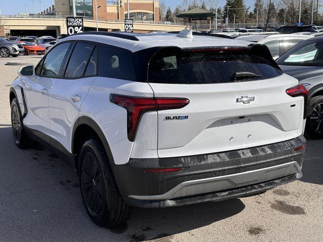 2025 Chevrolet Blazer EV AWD LT in Cars & Trucks in Calgary - Image 4