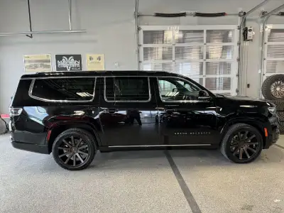 Discover Martin Chrysler, a family-owned gem since 44! With unbeatable service & deals, we're your g...