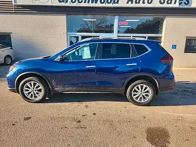 2020 Nissan Rogue SV CLEAN CARFAX AWD Great Price, Financing...