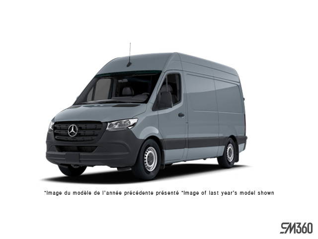 2024 Mercedes-Benz Sprinter 2500 144 Wheelbase High Roof RWD in Cars & Trucks in City of Montréal - Image 3