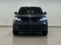 Le Land Rover New Range Rover P530 SE LWB 2024 allie un design luxueux à la praticité, offrant suffi... (image 2)