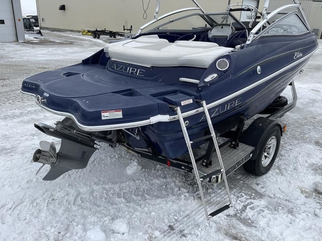 2008 Azure Elite 188 w/ 4.3L Volvo GXi - SAVE $4000! FLASH SALE! in Powerboats & Motorboats in Saskatoon - Image 3