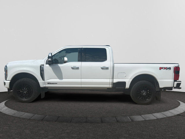 2024 Ford F-250 Diesel PLATINUM SuperCrew in Cars & Trucks in Regina - Image 2