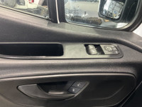 Découvrez le Mercedes-Benz Sprinter 2022 version 2500 4 cyl. en ligne toit surélevé 170 po, une solu... (image 8)