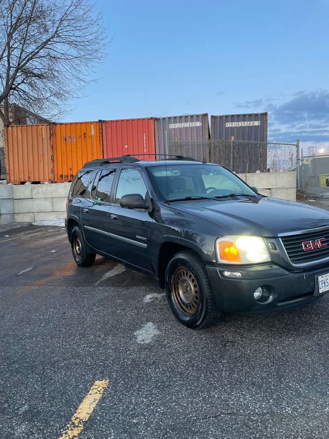 2006 GMC Envoy XL SLT in Cars & Trucks in City of Toronto - Image 2