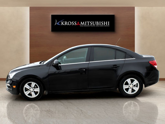 2015 Chevrolet Cruze 1LT in Cars & Trucks in Edmonton - Image 2