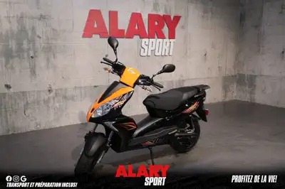 Ce SCOOTER ADLY GTS-R-50 2023 est disponible DÈS MAINTENANT! Contactez-nous au 450-420-2707. PDSF: 4...