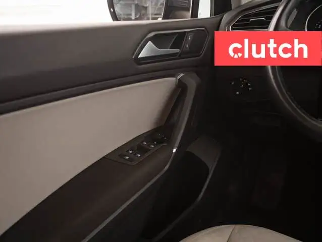 2018 Volkswagen Tiguan Trendline AWD w/ Convenience Pkg w/ Apple in Cars & Trucks in Bedford - Image 22
