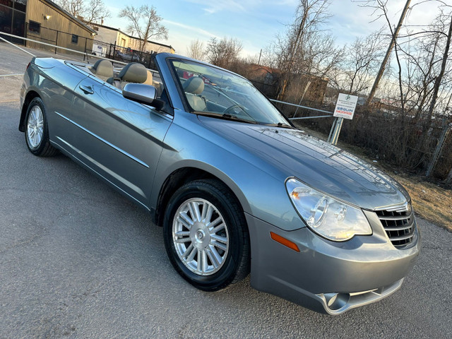 2008 Chrysler Sebring Touring in Cars & Trucks in Ottawa