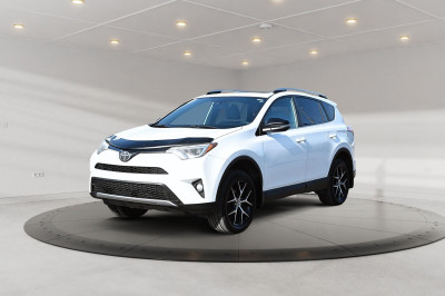 2017 Toyota RAV4 SE + CUIR + TOIT OUVRANT LIQUIDATION