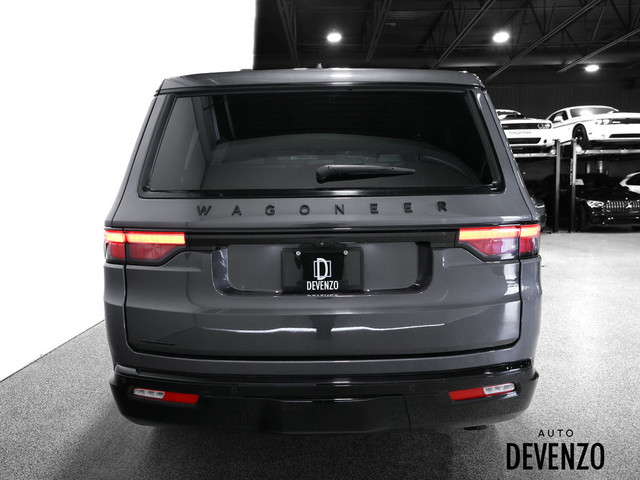 2023 Jeep Wagoneer Series II Carbide 4x4 7 Passenger in Cars & Trucks in Laval / North Shore - Image 4