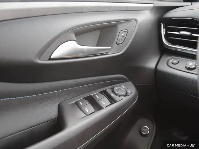 2025 Buick Envista Sport Touring in Cars & Trucks in London - Image 18