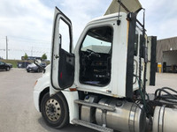 2019 FREIGHTLINER T12664ST;Heavy Duty Trucks - CONVENTIONAL W/O SLEEPER Penske Location 1610 ENTERPR... (image 8)