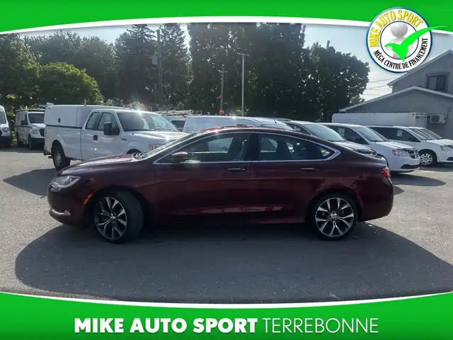 Chrysler 200 C berline 4 portes TA 2016 à vendre in Cars & Trucks in Laval / North Shore - Image 6