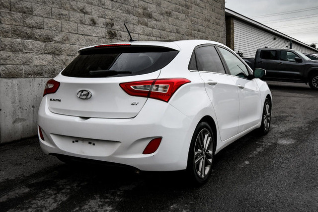 2016 Hyundai Elantra GT Limited • SUNROOF • HEATED LEATHER in Cars & Trucks in Kingston - Image 3