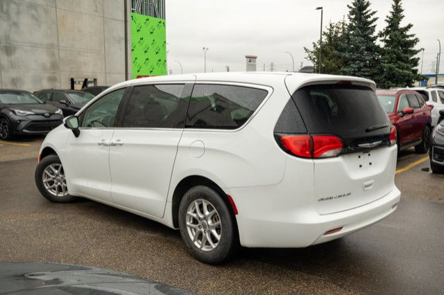 2023 Chrysler Grand Caravan SXT in Cars & Trucks in Edmonton - Image 3