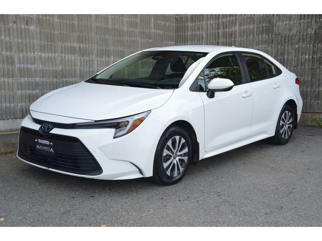2023 Toyota Corolla Hybrid LE CVT in Cars & Trucks in Burnaby/New Westminster - Image 2