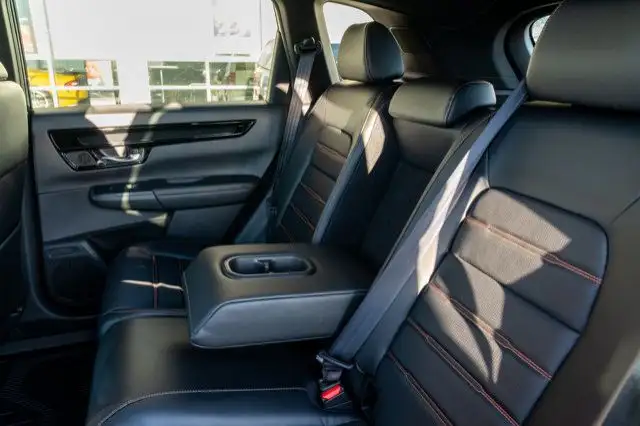2026 Honda CR-V Hybrid Touring in Cars & Trucks in Edmonton - Image 23