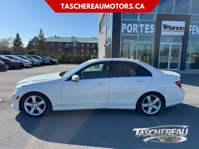 2011 Mercedes-Benz C-Class dans Autos et camions dans Longueuil/Rive Sud - Image 4