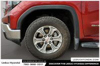 2024 GMC Sierra 1500 SLT Experience the GMC Sierra 1500 SLT with only 45289 km on the odometer. Fini... (image 7)