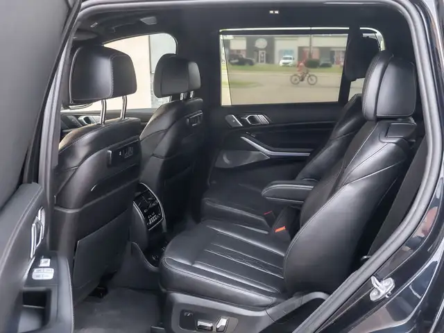 2019 BMW X7 xDrive40i - M PKG I Indiv. Interior I No Accidents in Cars & Trucks in Saskatoon - Image 25